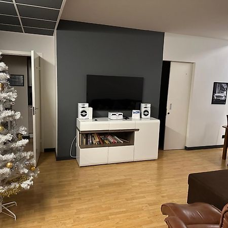 New Modern 4-Room Apartment With Big Balcony And Undeground Parking In Center Of Таллин Экстерьер фото