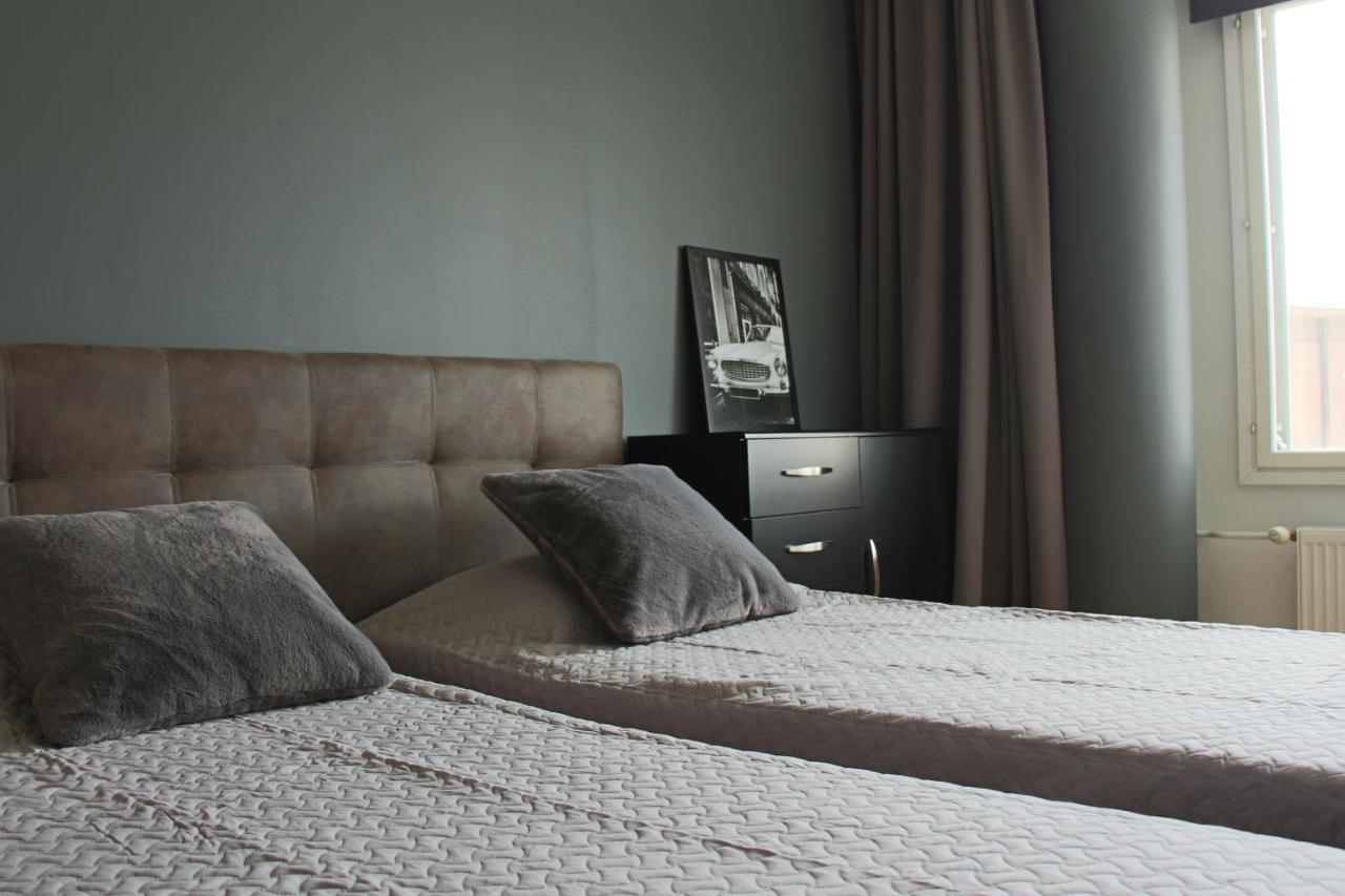 New Modern 4-Room Apartment With Big Balcony And Undeground Parking In Center Of Таллин Экстерьер фото