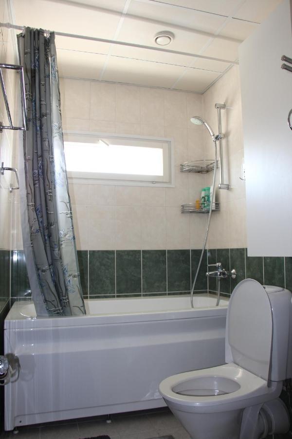 New Modern 4-Room Apartment With Big Balcony And Undeground Parking In Center Of Таллин Экстерьер фото