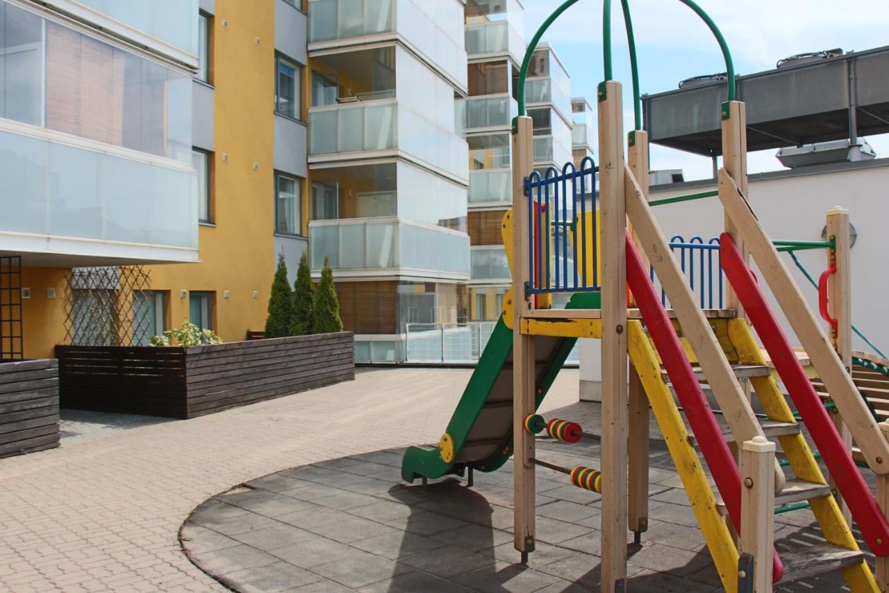 New Modern 4-Room Apartment With Big Balcony And Undeground Parking In Center Of Таллин Экстерьер фото